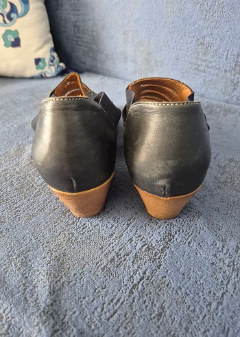 Gri Kadın Dolgu Topuklu Sandalet - Görsel 3