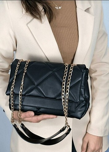 Diğer Kadın iki bölmeli zincir askılı siyah çanta 