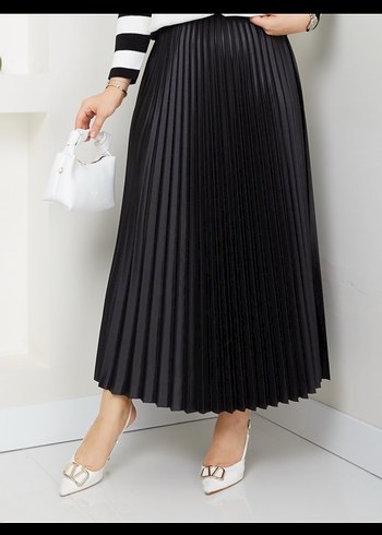 Kadın Siyah Pilili Uzun Etek - Görsel 2