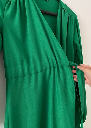 Uzun Yeşil V Yaka Drapeli Kadın Elbise - Görsel 3
