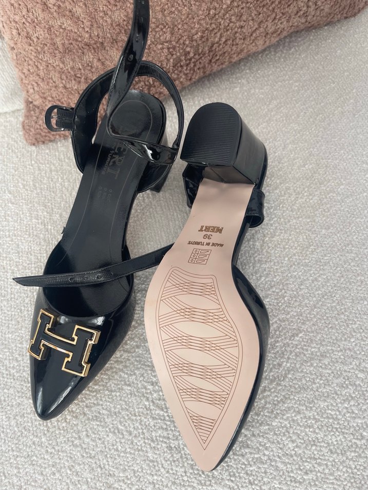 Siyah Rugan Tokalı Stiletto Kadın Ayakkabı - Görsel 2