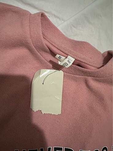 xs Beden Defacto pembe siyah kazak xs etiketli