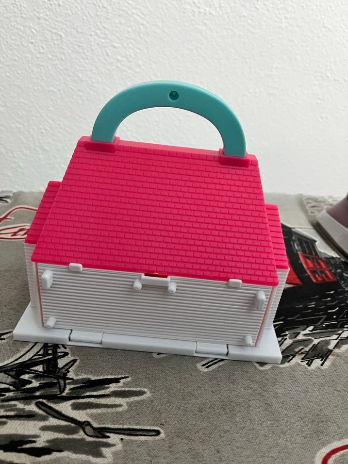 Pembe Taşınabilir Oyuncak Ev - Görsel 3