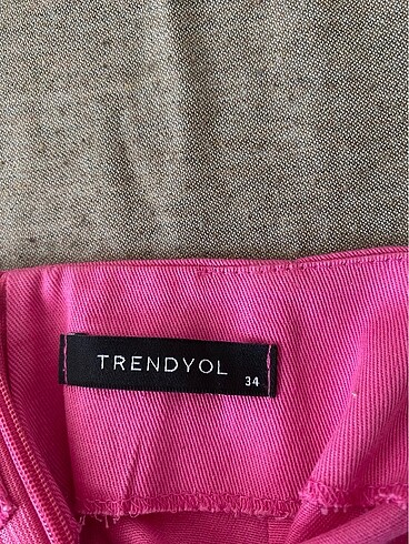 Trendyol & Milla Trendyolmilla fuşya etek