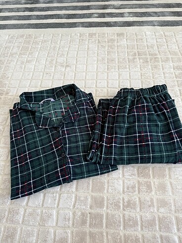 Pijama takımı