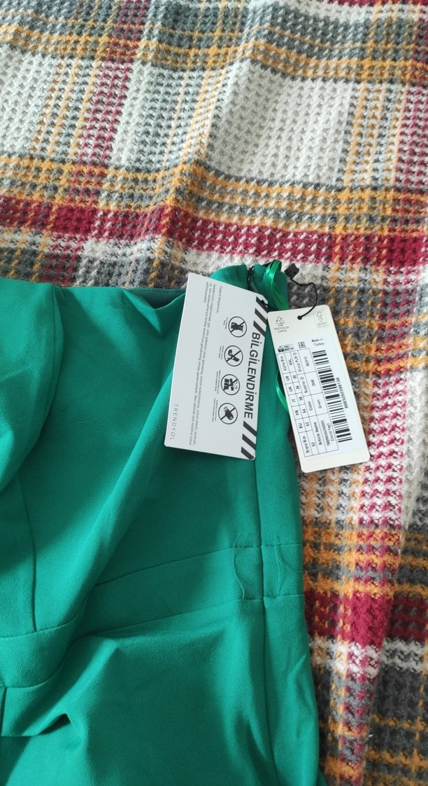 Parlak Yeşil Drapeli Hamile Uzun Etek - Görsel 3