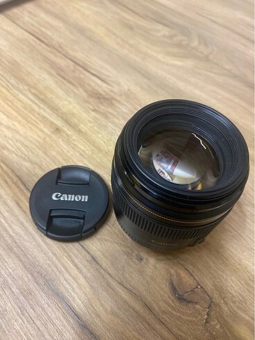 Canon Canon lens ef 85mm