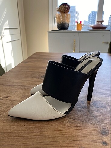 Zara Stiletto