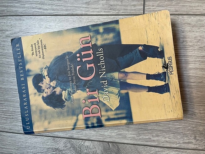 Bir Gün Roman Kitap