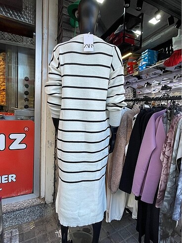 Zara İhraç Fazlası Zara Uzun Elbise