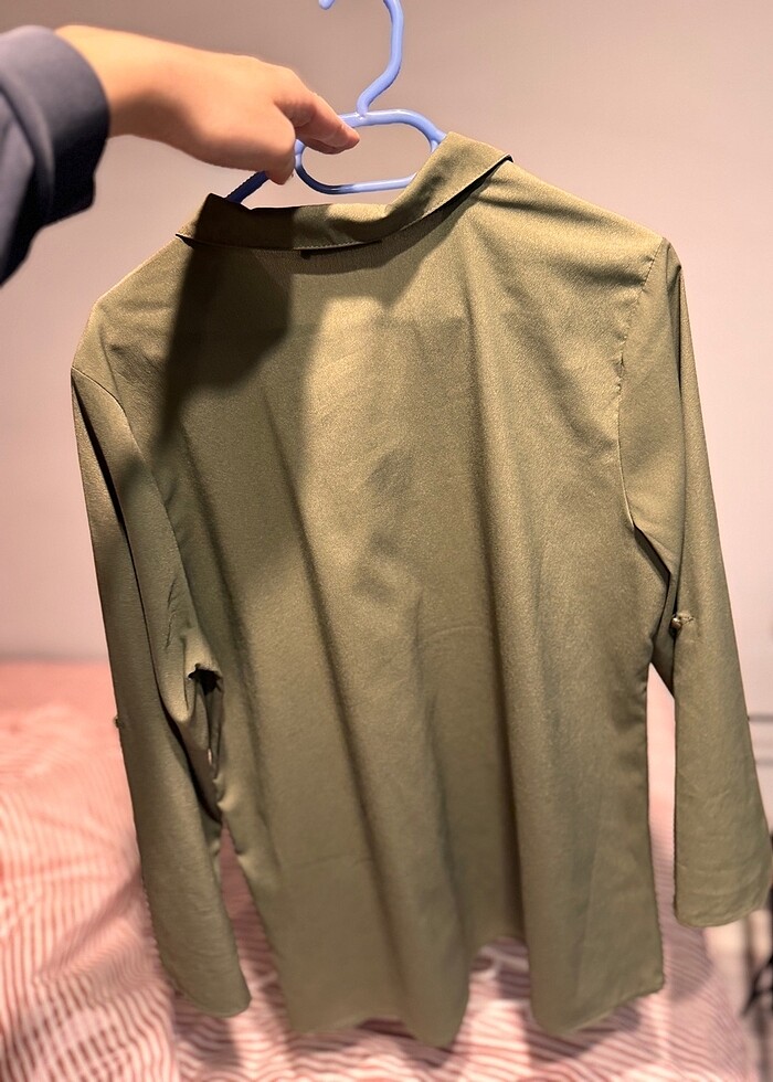 Haki Yeşili Gömlek - Görsel 3