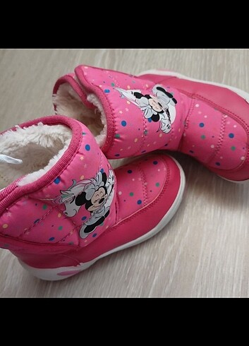 LC Waikiki Kar bot 