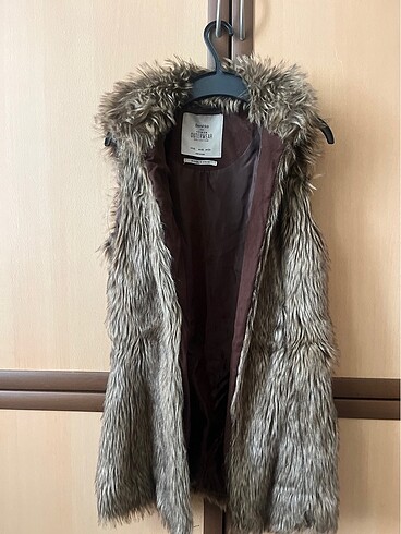 xs Beden Bershka kürk yelek