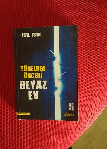 Tünelden Önceki Beyaz Ev Işıl Işık 