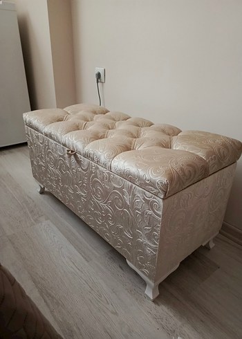 Diğer Modern Klasik Bej Puf