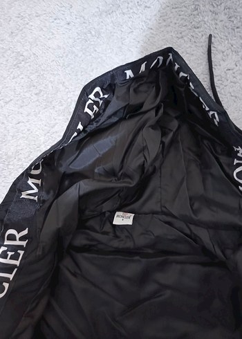 s Beden siyah Renk Moncler İthal Siyah Kapüşonlu Fermuarlı Erkek Mont