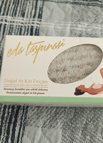 Eda Taşpınar At kılı fırçası