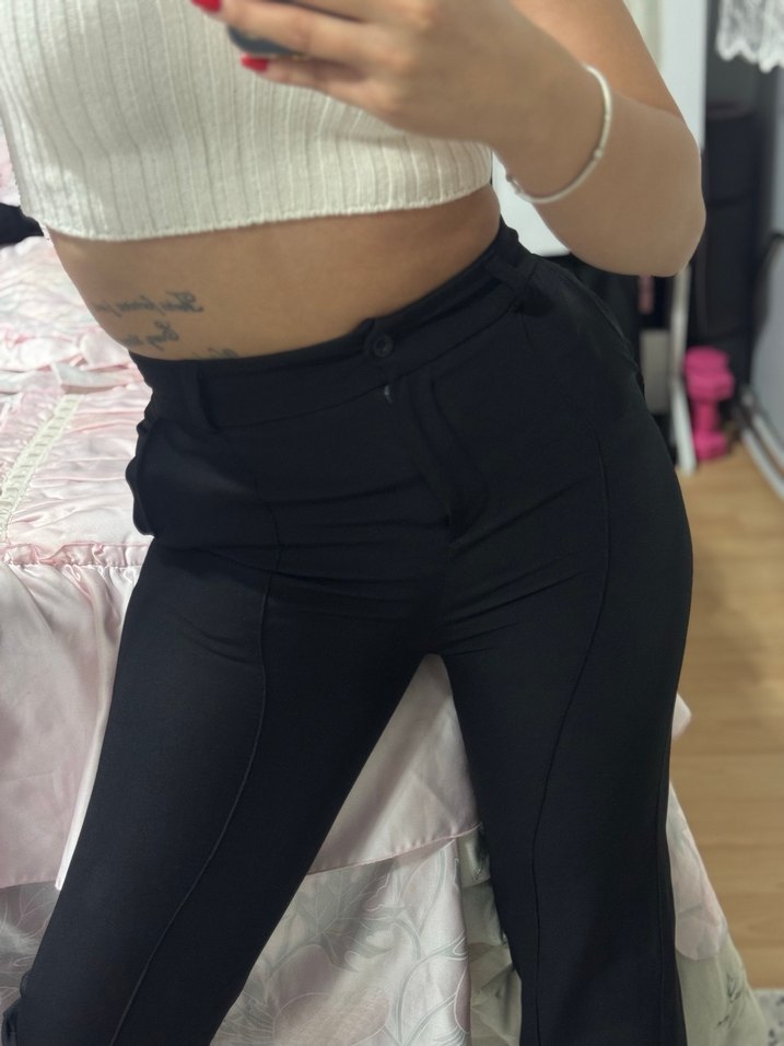 Düğmeli Siyah Kadın Kumaş Pantolon - Görsel 2