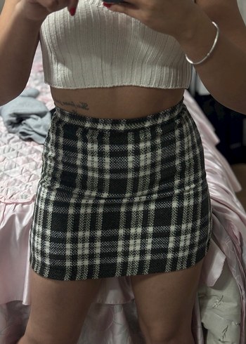 Ekose Desenli Gri Mini Etek - Görsel 3