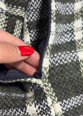 Ekose Desenli Gri Mini Etek - Görsel 5