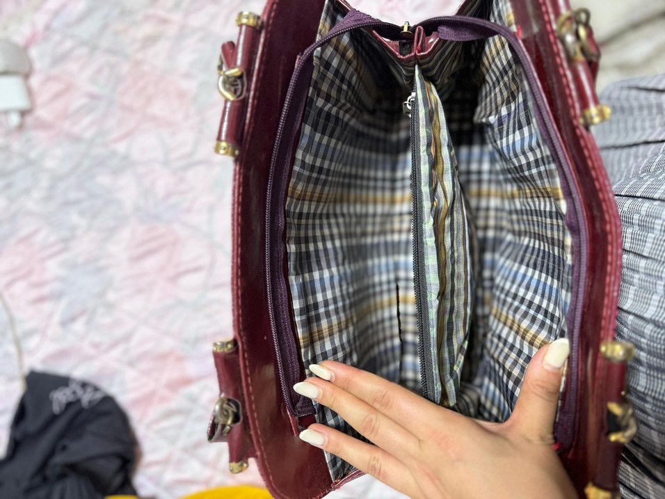 Bordo Yılan Derisi Desenli Deri Kadın Çanta - Görsel 3