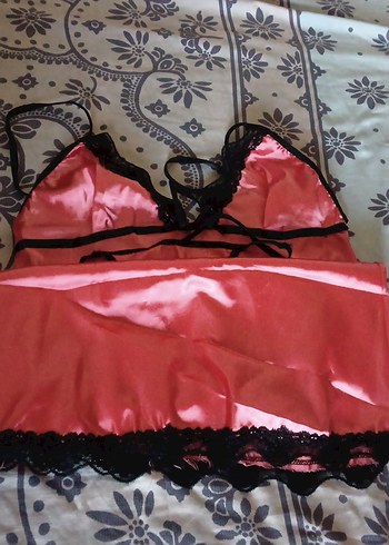 l Beden nar çiçeği renginde Strappy Midi Gecelik