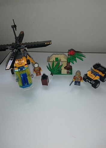 Lego orman kargo helikopteri