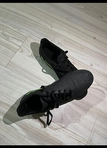 Adidas temiz halisaha