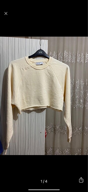 Bershka uzun kollu crop