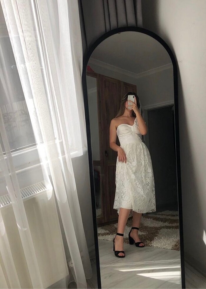 Beyaz abiye elbise - Görsel 3