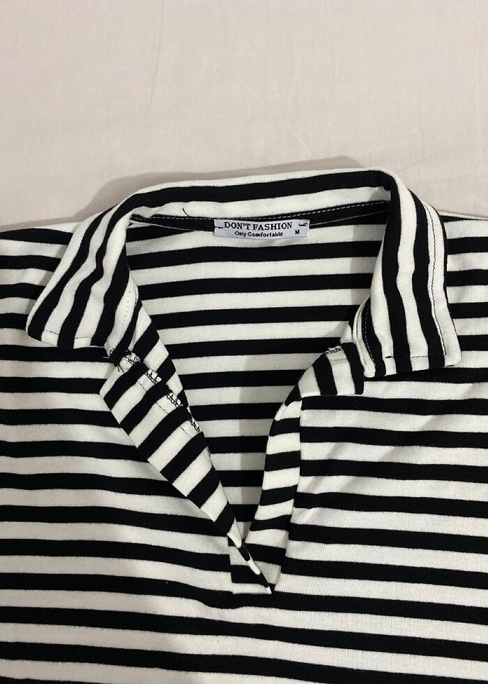 Çizgili polo yaka tısort - Görsel 2