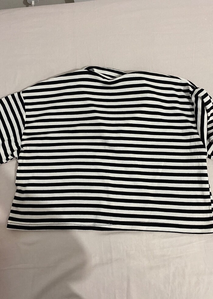 Çizgili polo yaka tısort - Görsel 4