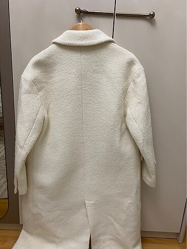 Zara beyaz kaşe kaban - Görsel 10