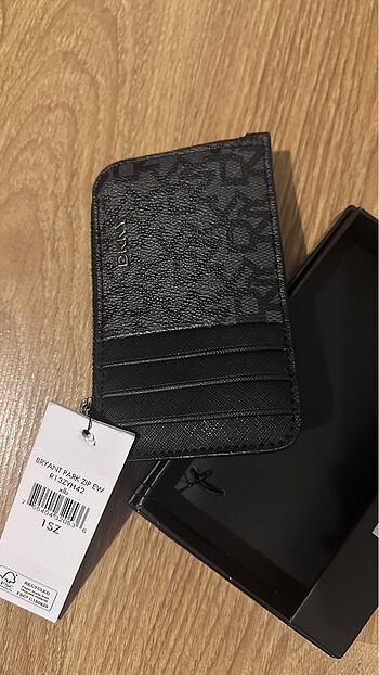 DKNY kartlık cüzdan - Görsel 2