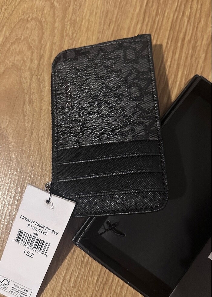 DKNY kartlık cüzdan - Görsel 2