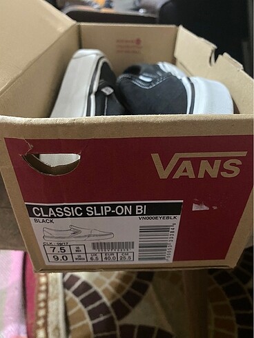 40 Beden Vans yeni kutusunda