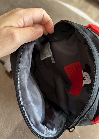 LittleLife Siyah Kırmızı Çocuk Okul Çantası - Görsel 3