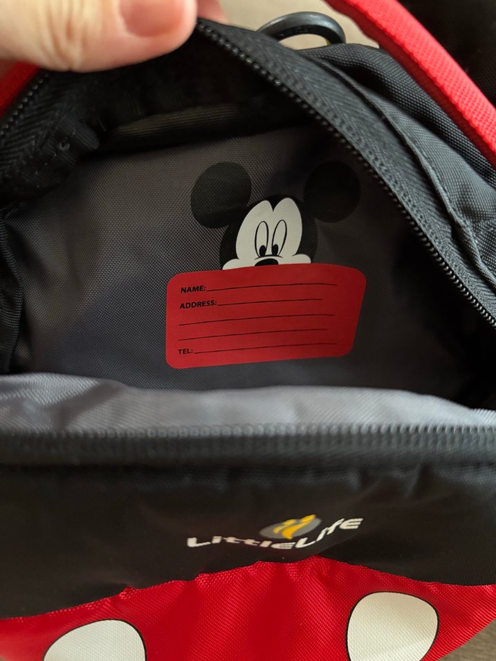 LittleLife Siyah Kırmızı Çocuk Okul Çantası - Görsel 4