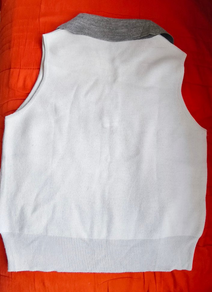 Gri Yakalı Düğmeli Kadın Süveter - Görsel 2