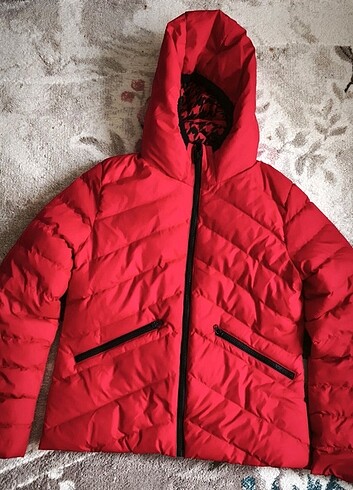 Trendyol kırmızı kısa mont