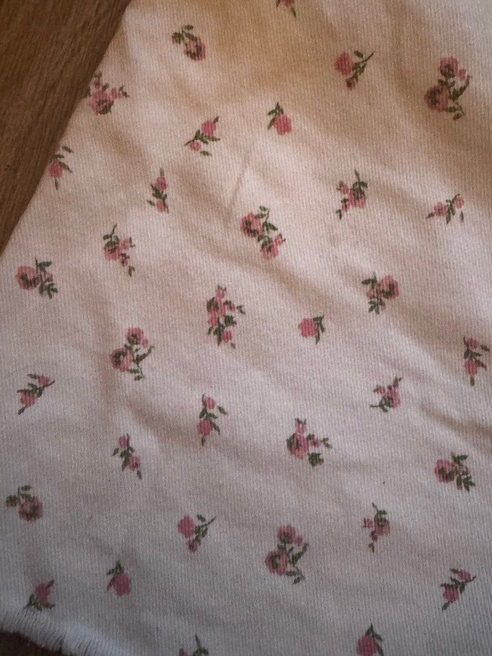 Çiçekli coquette h&m beyaz şort - Görsel 3