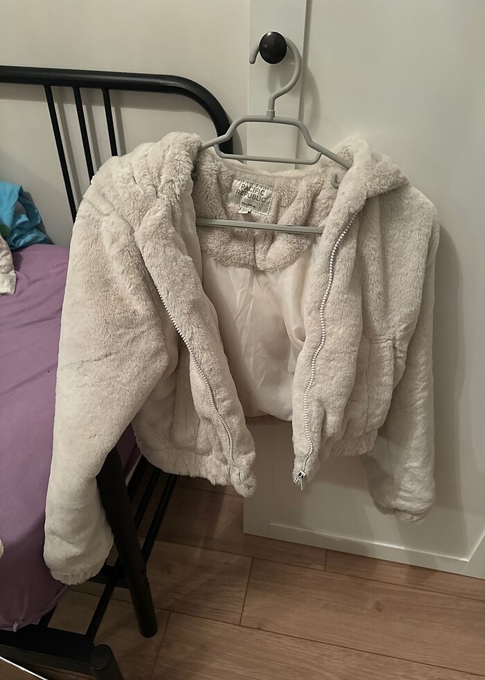 Pull&Bear kürk ceket - Görsel 2