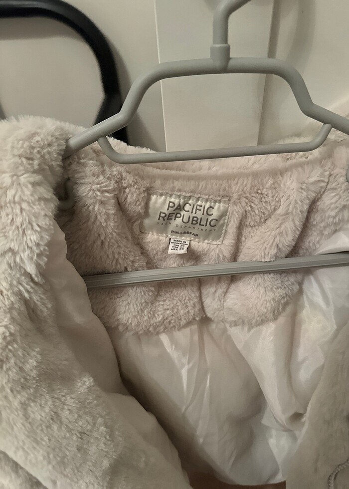 Pull&Bear kürk ceket - Görsel 3