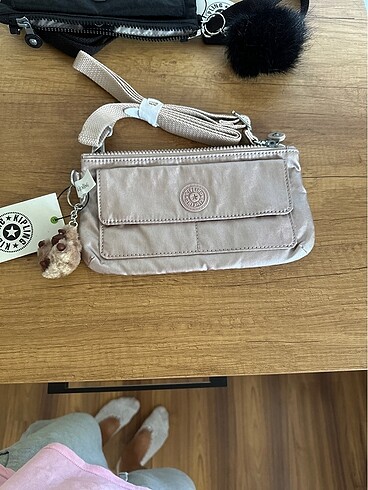 Kipling küçük boy çanta