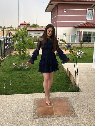 Koton Zeynep tosun tasarım elbise 