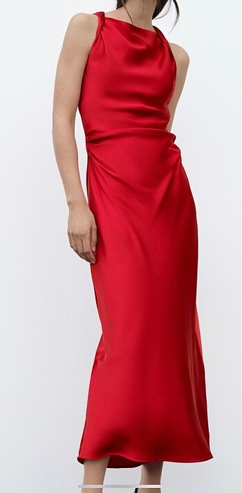 ZARA KIRMIZI SATEN ELBİSE