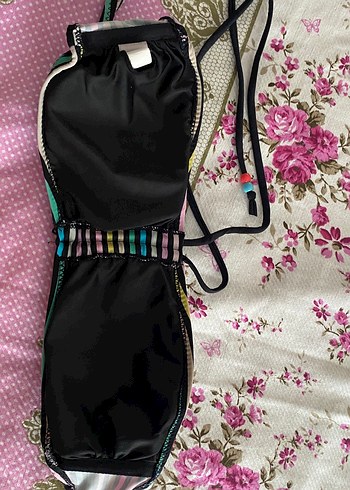 m Beden Bohem Çok Renkli Çizgili Bikini Üstü