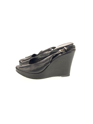 Vintage Love Dolgu Topuk %70 İndirimli.