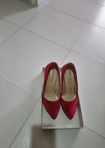 Kadın Kırmızı Süet Stiletto