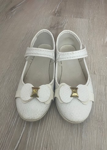 Kız Çocuk Beyaz Cırt Cırtlı Babet Ayakkabı - Görsel 8